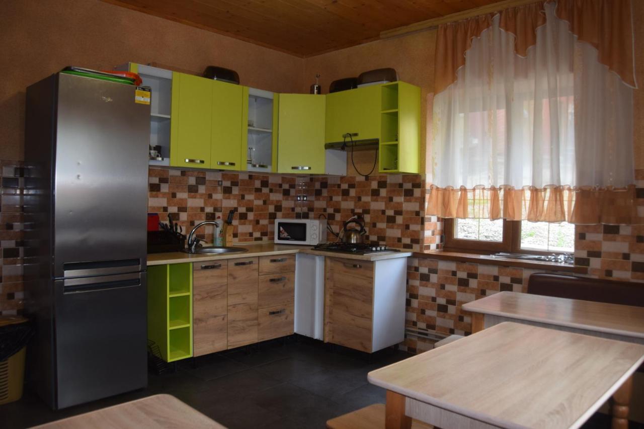 Аура Карпат Villa Slavske Exteriör bild